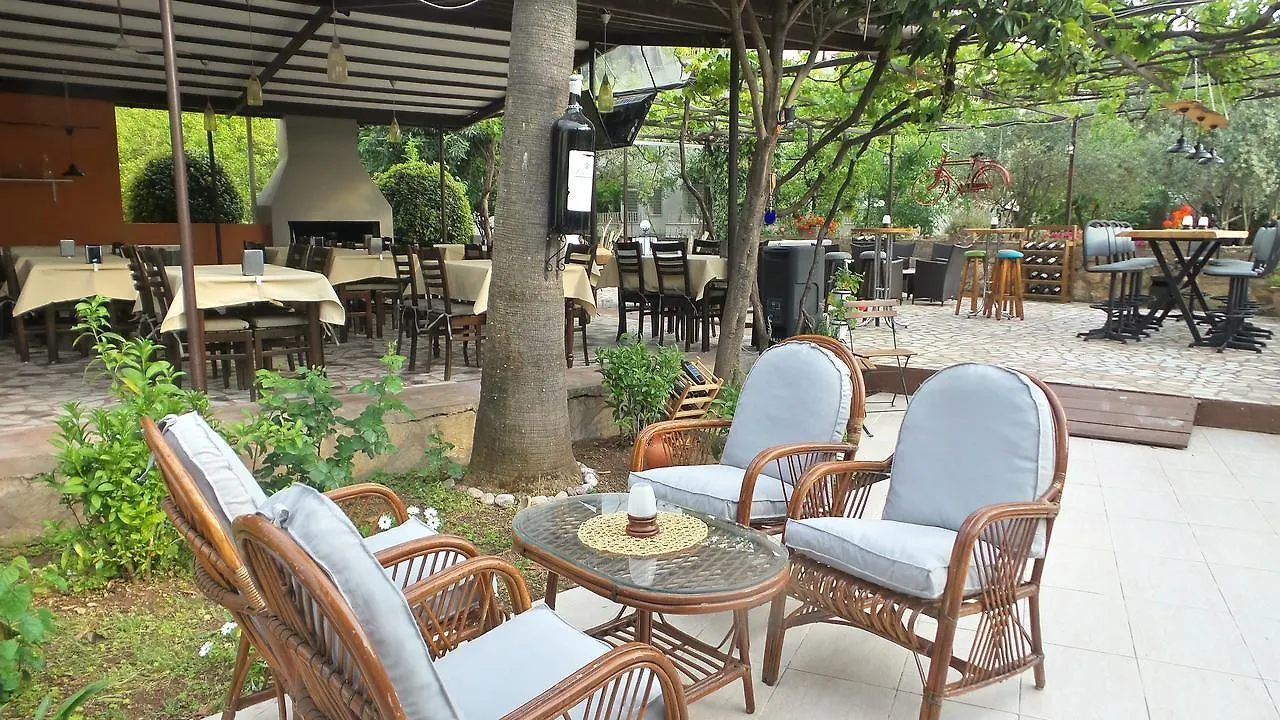 Unlu Hotel Öludeniz 2*,